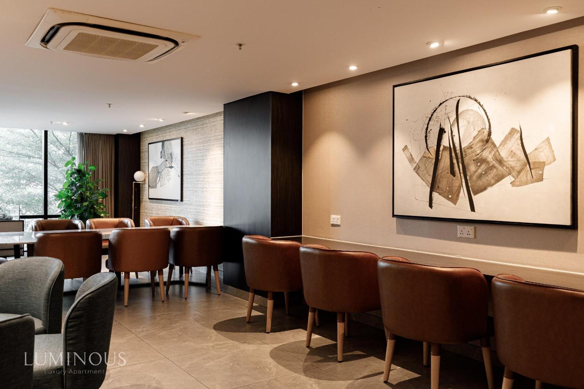 Exclusive 2-3 Bedroom Apartment In District 1 Free Pool Gym Sauna Ho Chi Minh City Exterior photo